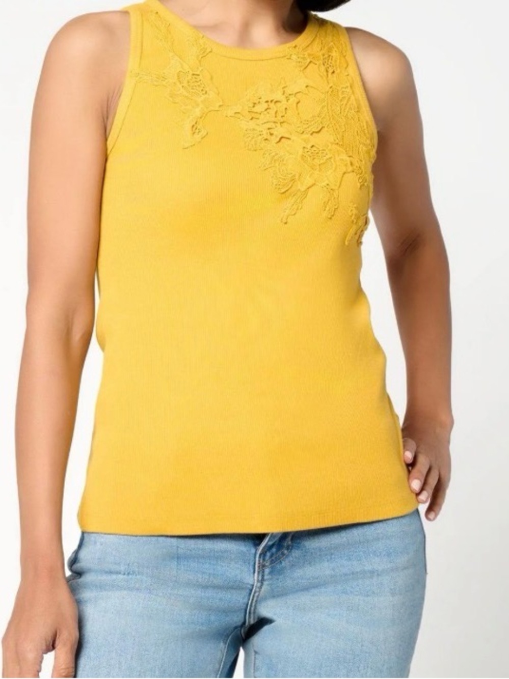 New Me by Jennie Garth Poppy Tank with Lace Appliqué Golden Coast size Small